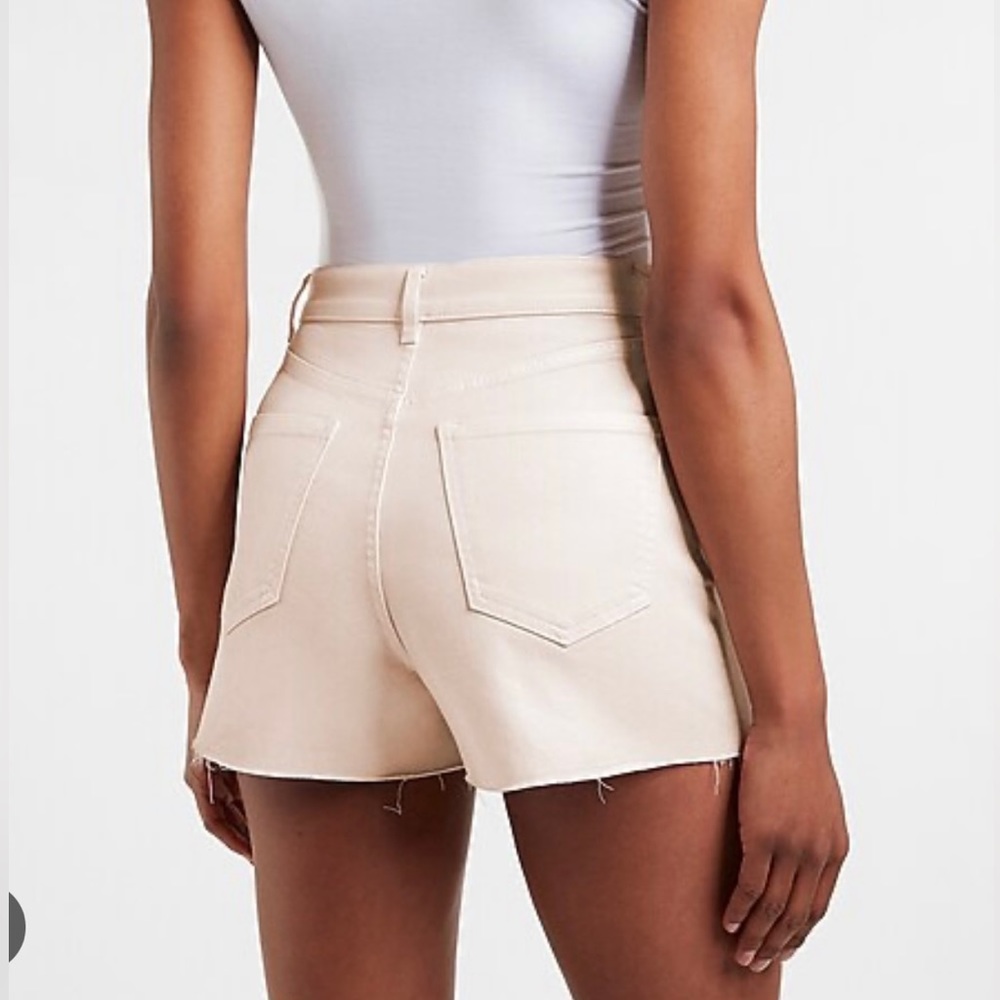 Express Super High Waisted Coated Mom Shorts - Pale Pink - Size 4